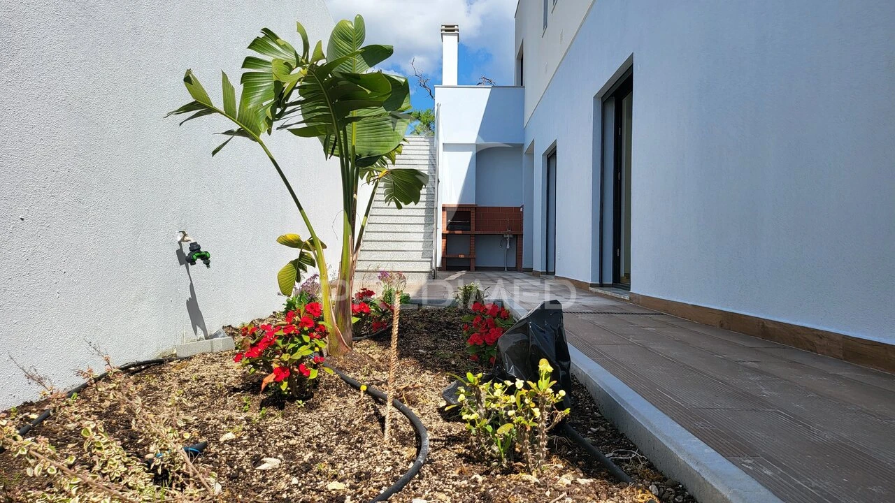 Moradia T4 para Venda em Portimão Foto 27