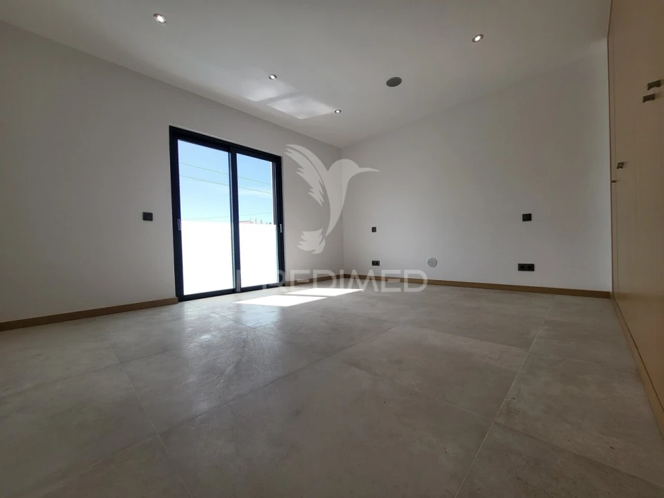 Moradia T4 para Venda em Portimão Foto 10