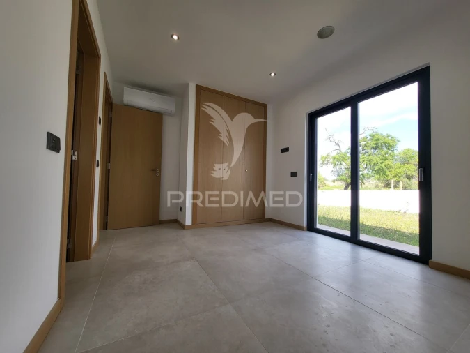 Moradia T4 para Venda em Portimão Foto 22