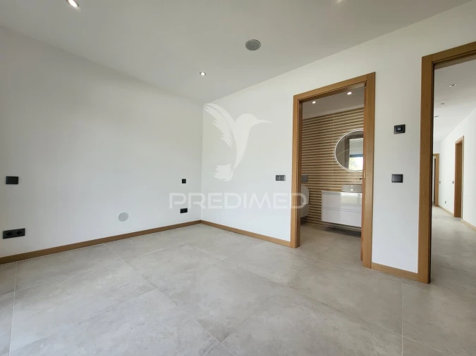 Moradia T4 para Venda em Portimão Foto 20