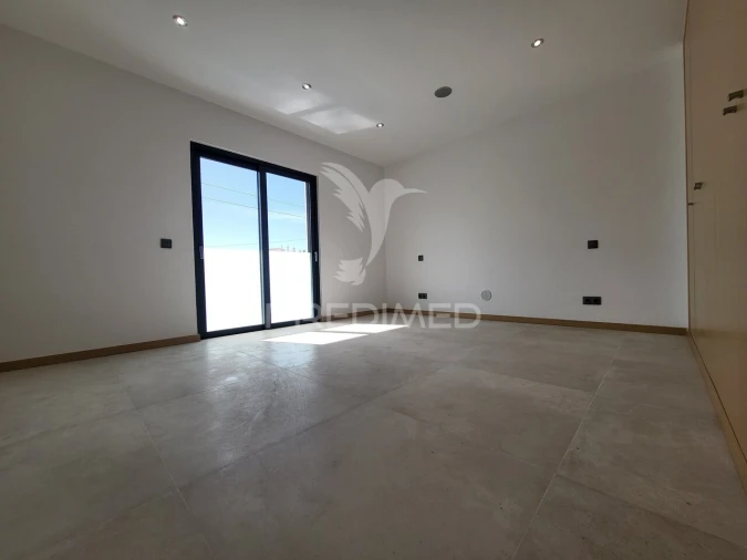 Moradia T4 para Venda em Portimão Foto 10