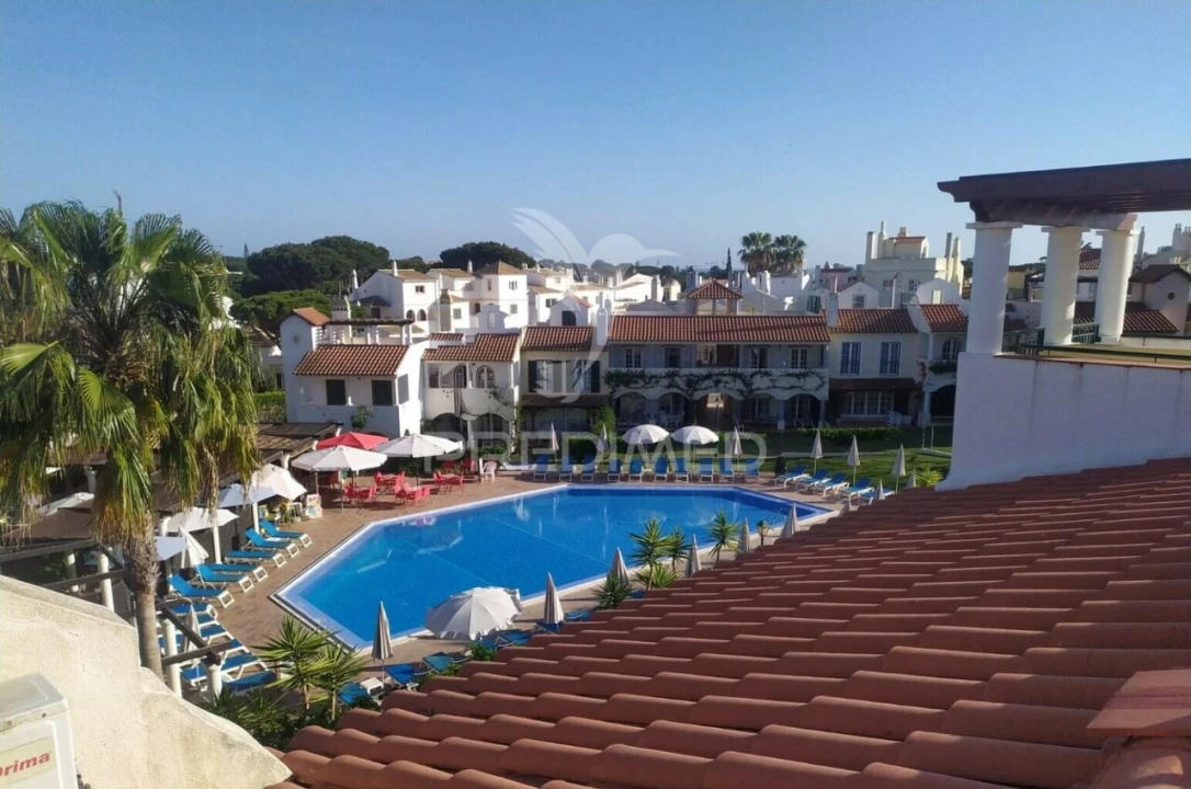 Apartamento T2 para Venda em Quarteira Foto 4
