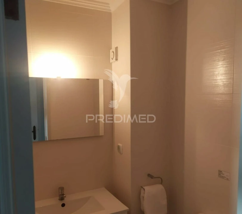 Apartamento T2 para Venda em Quarteira Foto 23