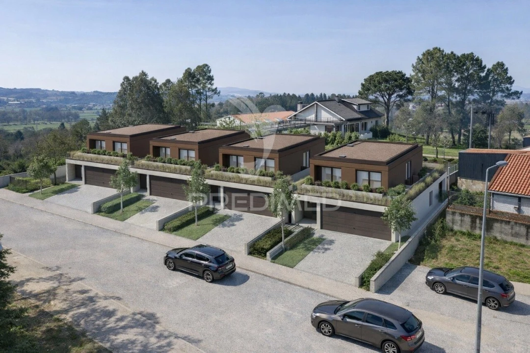 Moradia T4 para Venda em Lago Foto 5