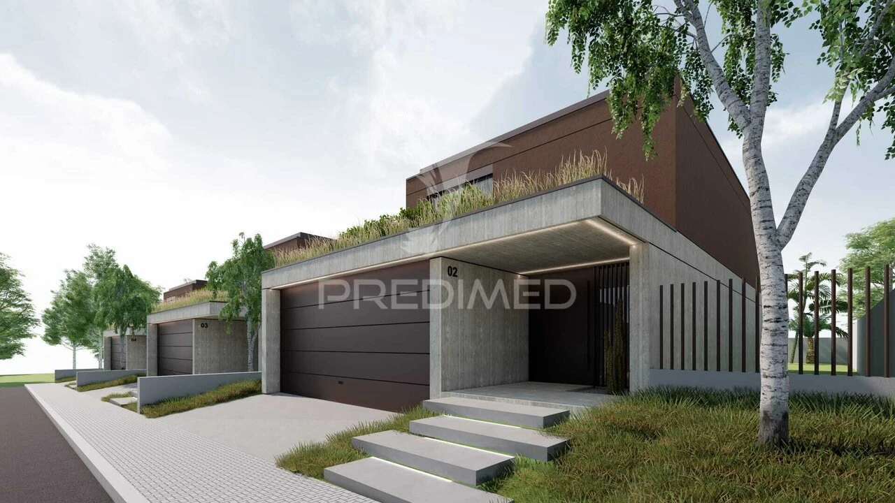 Moradia T4 para Venda em Lago Foto 15