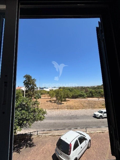 Apartamento T3 para Venda em Albufeira e Olhos de Água