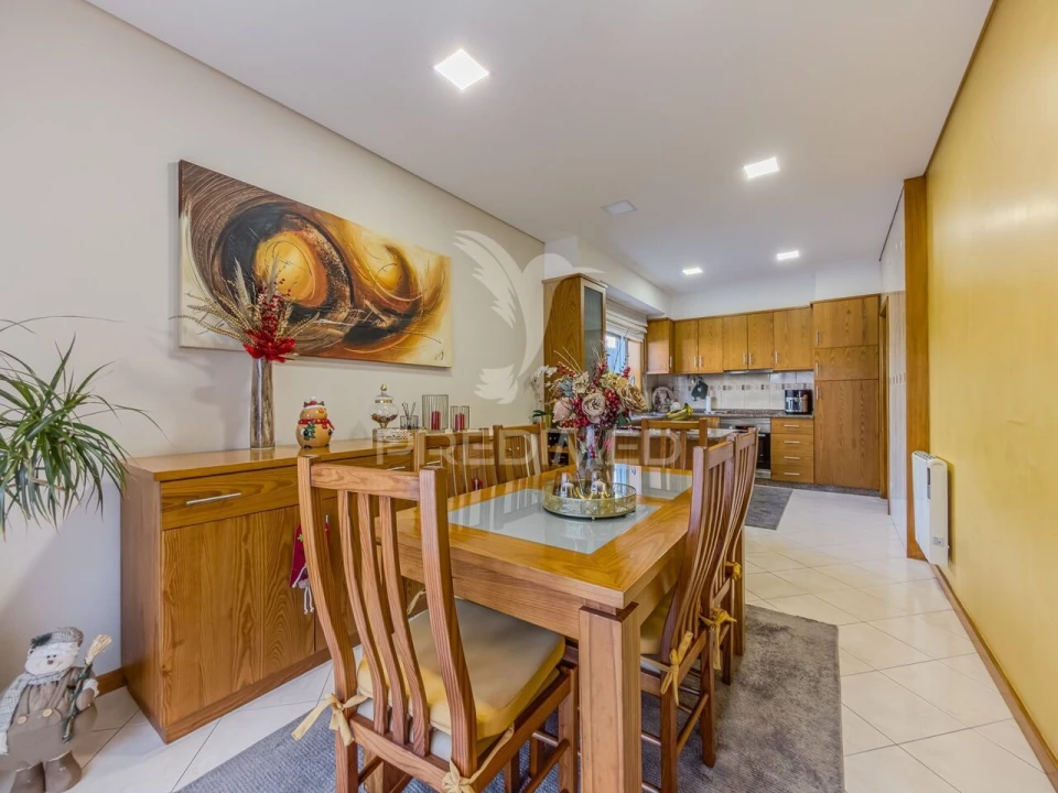 Moradia T3 para Venda em Salreu Foto 2