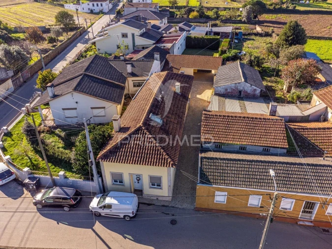 Moradia T3 para Venda em Salreu Foto 22