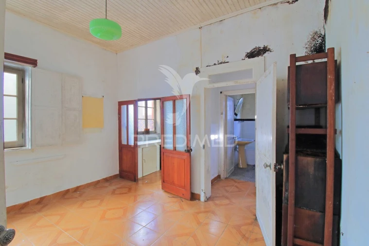 Moradia T2 para Venda em Praia da Vitoria (Santa Cruz) Foto 9