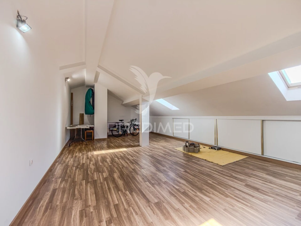 Apartamento T3 para Venda em Bunheiro Foto 24