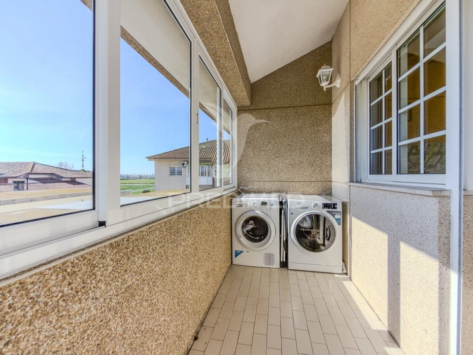 Apartamento T3 para Venda em Bunheiro Foto 22