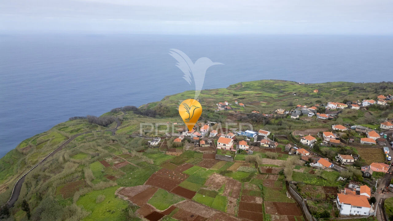 Moradia T3 para Venda em Porto Moniz Foto 18