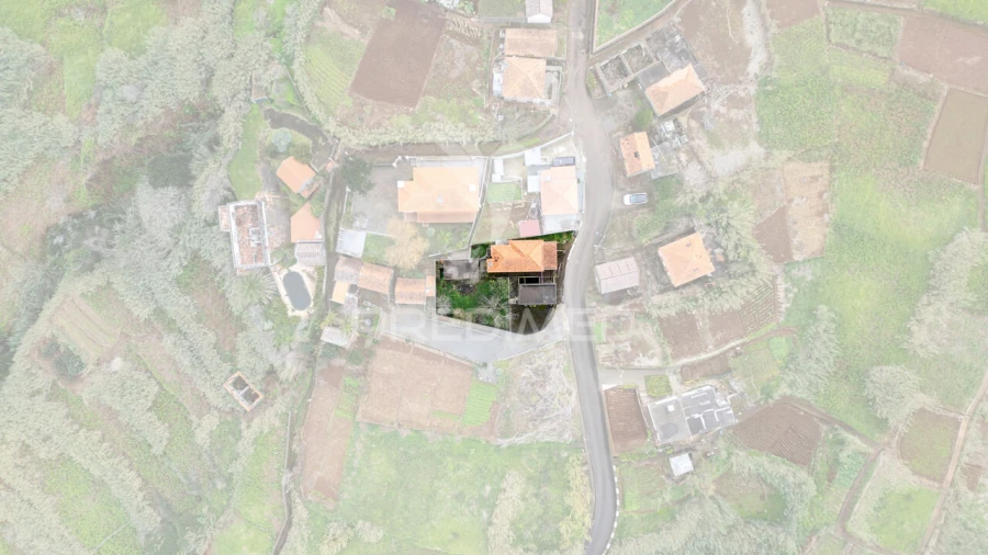 Moradia T3 para Venda em Porto Moniz Foto 11