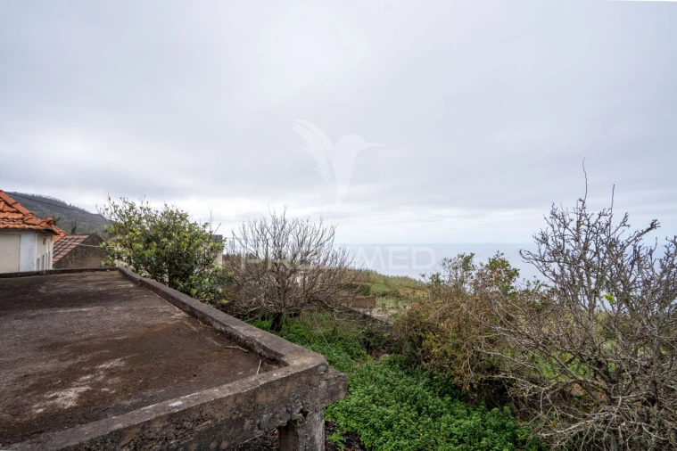 Moradia T3 para Venda em Porto Moniz Foto 9