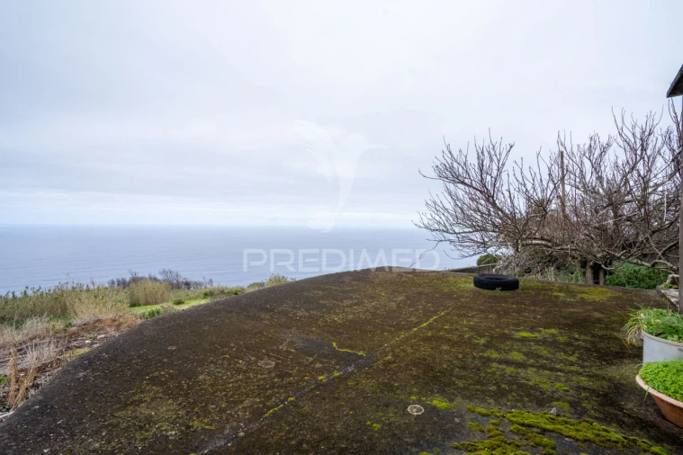 Moradia T3 para Venda em Porto Moniz Foto 8