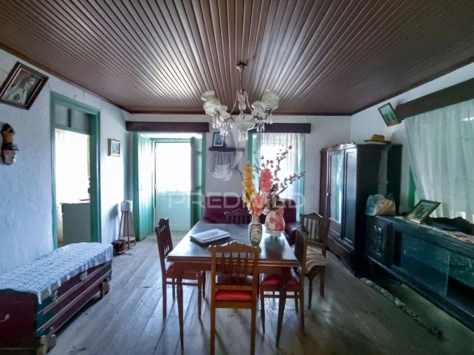 Moradia T2 para Venda em Atouguia Foto 3