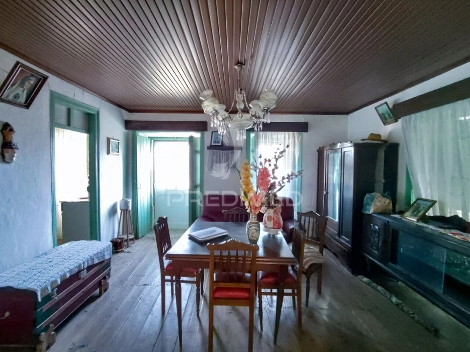 Moradia T2 para Venda em Atouguia Foto 3