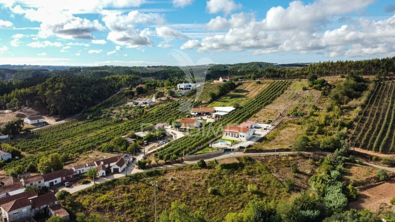Terreno para Venda em Alvorninha Foto 3