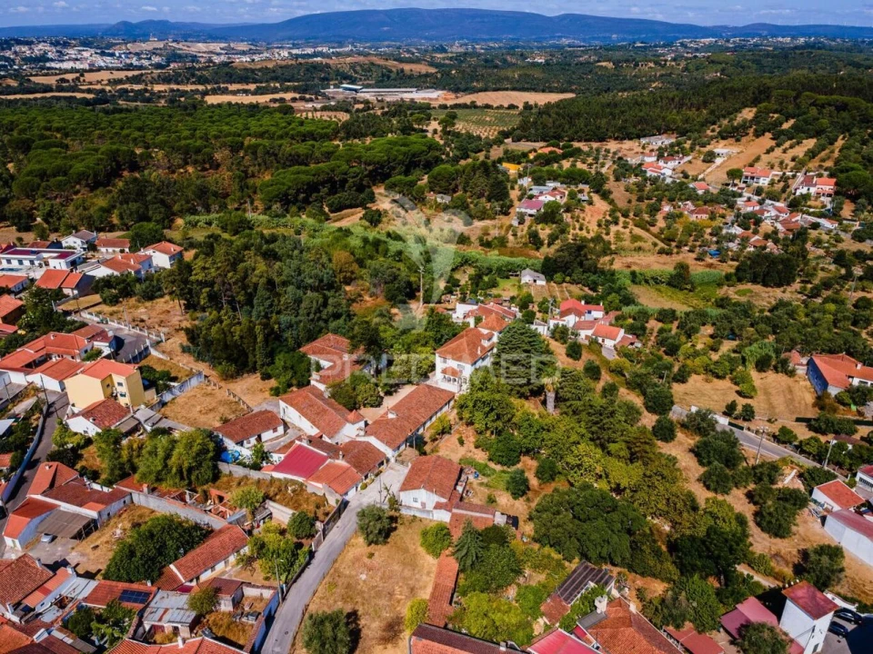 Quinta T4 para Venda em Meia Via Foto 10