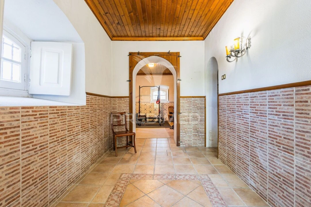 Quinta T4 para Venda em Meia Via Foto 31