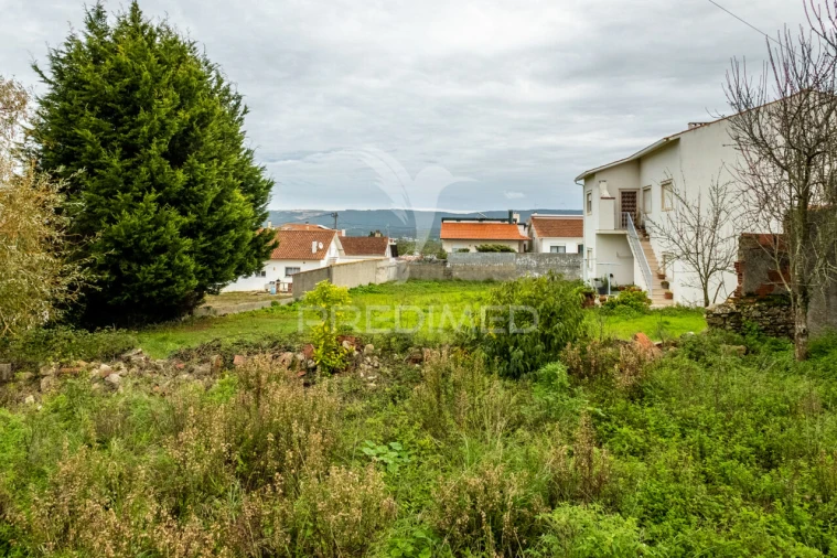Terreno para Venda em Turquel Foto 1