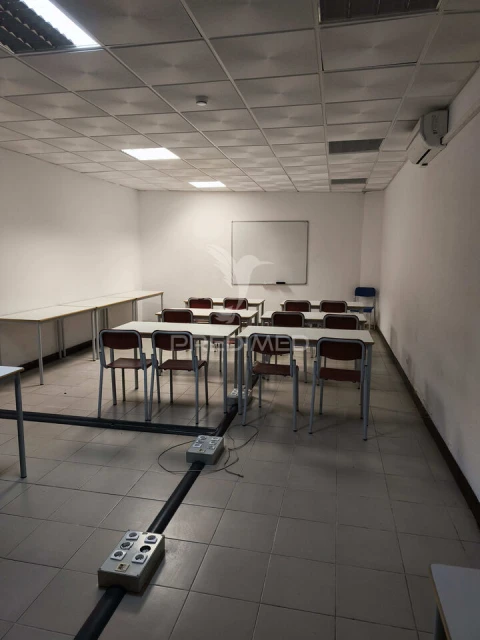 Loja para Venda em Albufeira e Olhos de Água