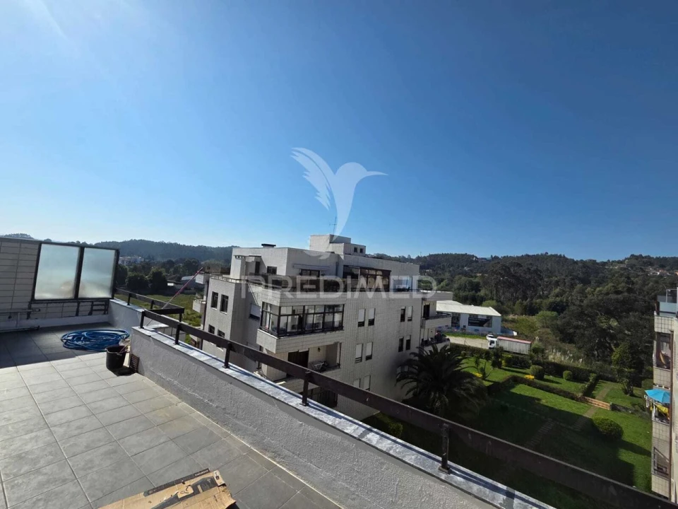 Apartamento T2 para Venda em Vilar de Andorinho Foto 11