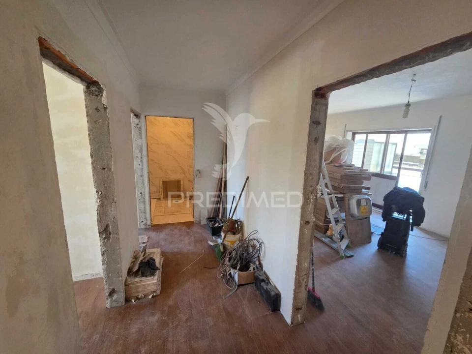 Apartamento T2 para Venda em Vilar de Andorinho Foto 8