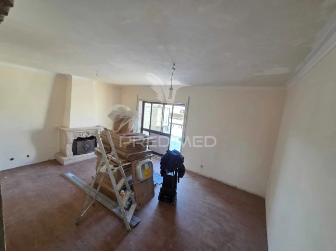 Apartamento T2 para Venda em Vilar de Andorinho Foto 9