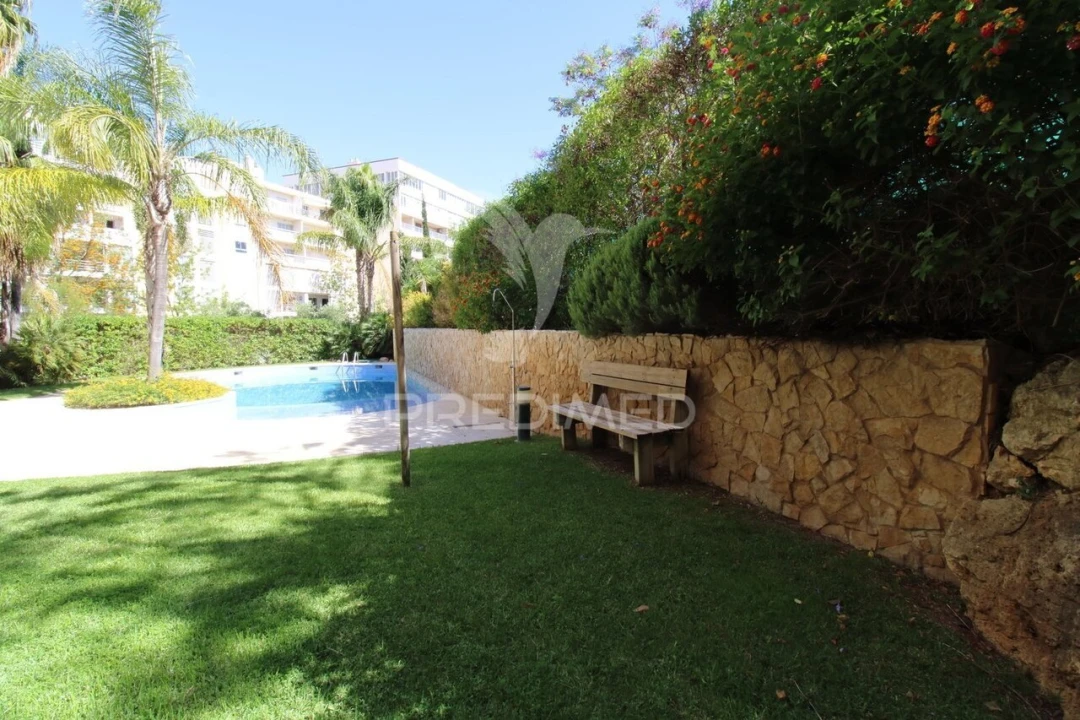 Apartamento T1 para Venda em Portimão Foto 35