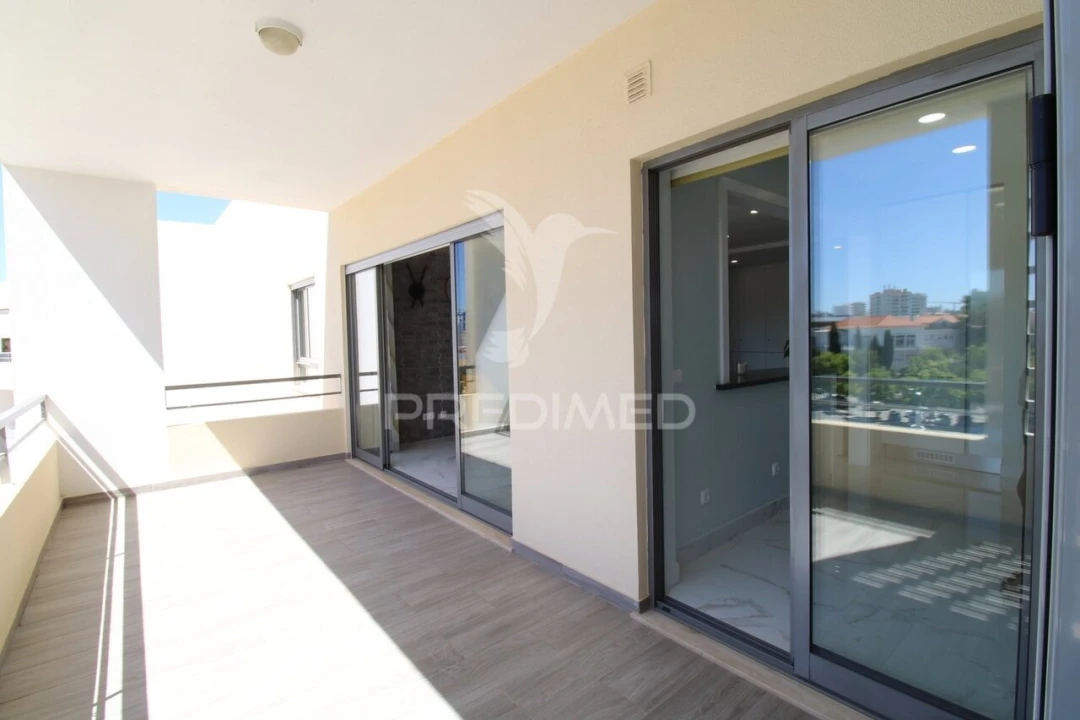 Apartamento T1 para Venda em Portimão Foto 23