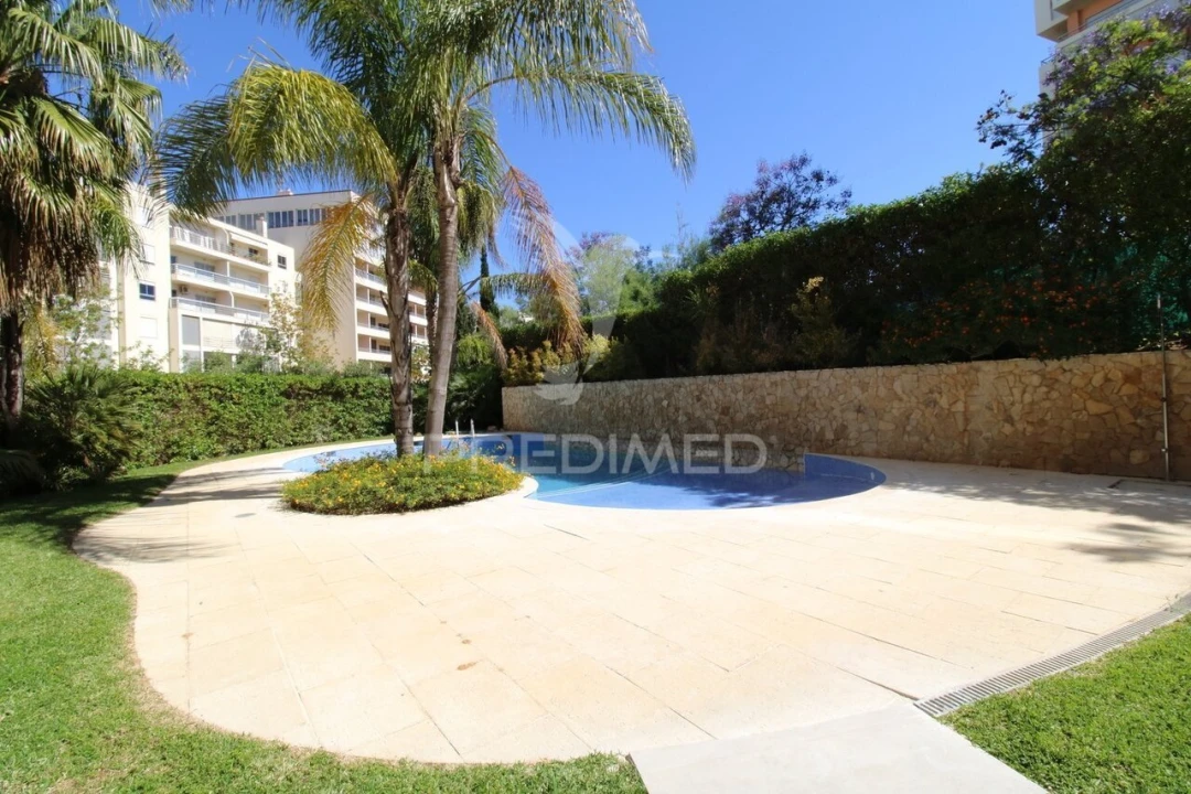 Apartamento T1 para Venda em Portimão Foto 34