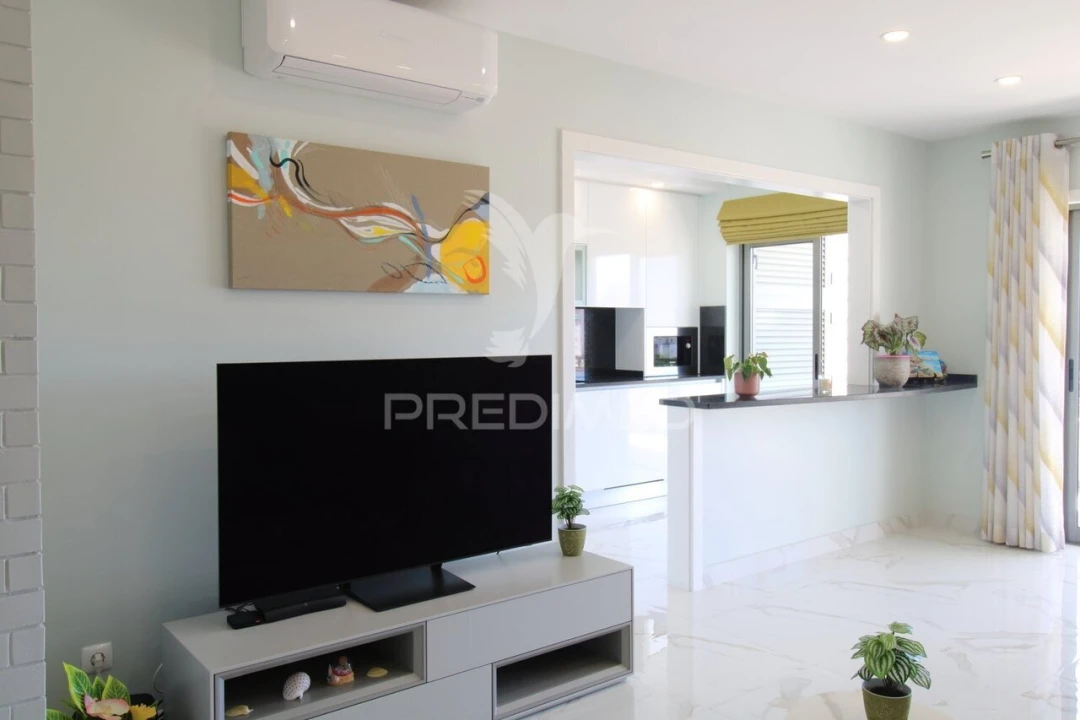 Apartamento T1 para Venda em Portimão Foto 17