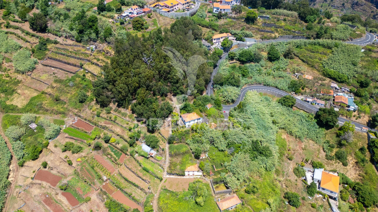 Moradia T3 para Venda em Caniço Foto 11