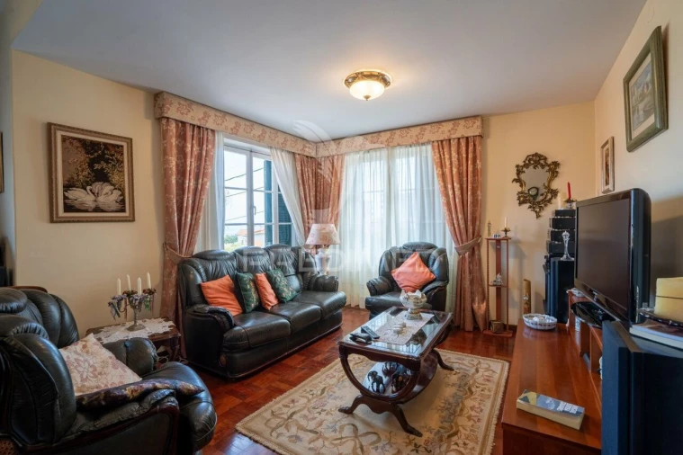 Moradia T5 para Venda em São Martinho Foto 20