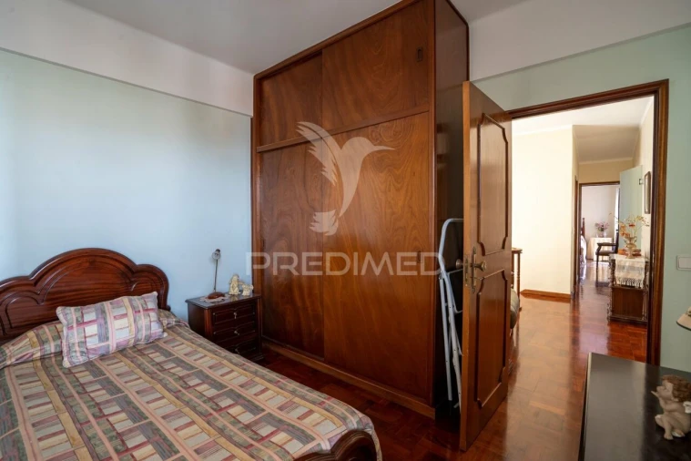 Moradia T5 para Venda em São Martinho Foto 15