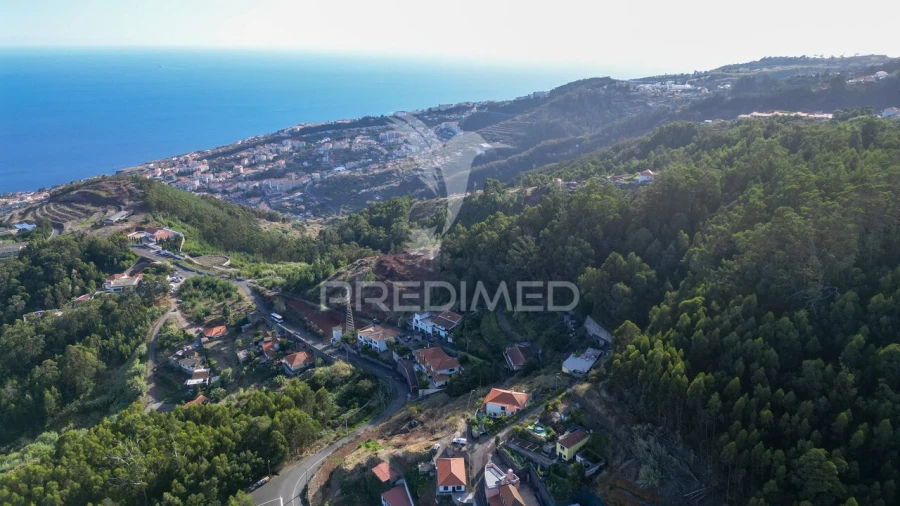 Terreno para Venda em Caniço Foto 14