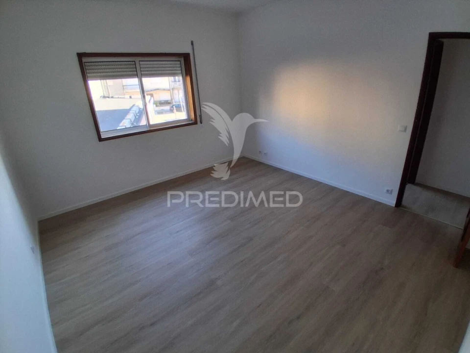 Apartamento T2 para Venda em Rio Tinto Foto 14