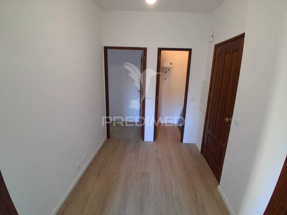 Apartamento T2 para Venda em Rio Tinto Foto 9