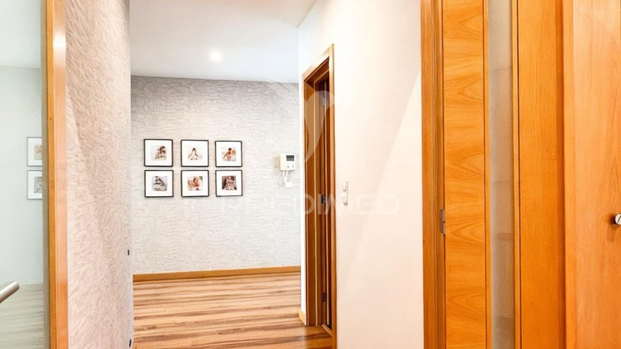 Apartamento T3 para Venda em Nogueira da Regedoura Foto 15