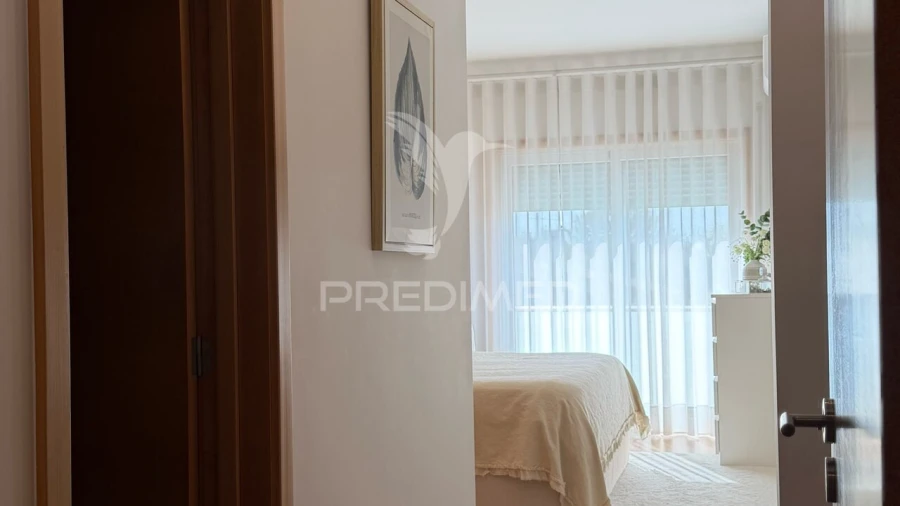 Apartamento T3 para Venda em Nogueira da Regedoura Foto 16