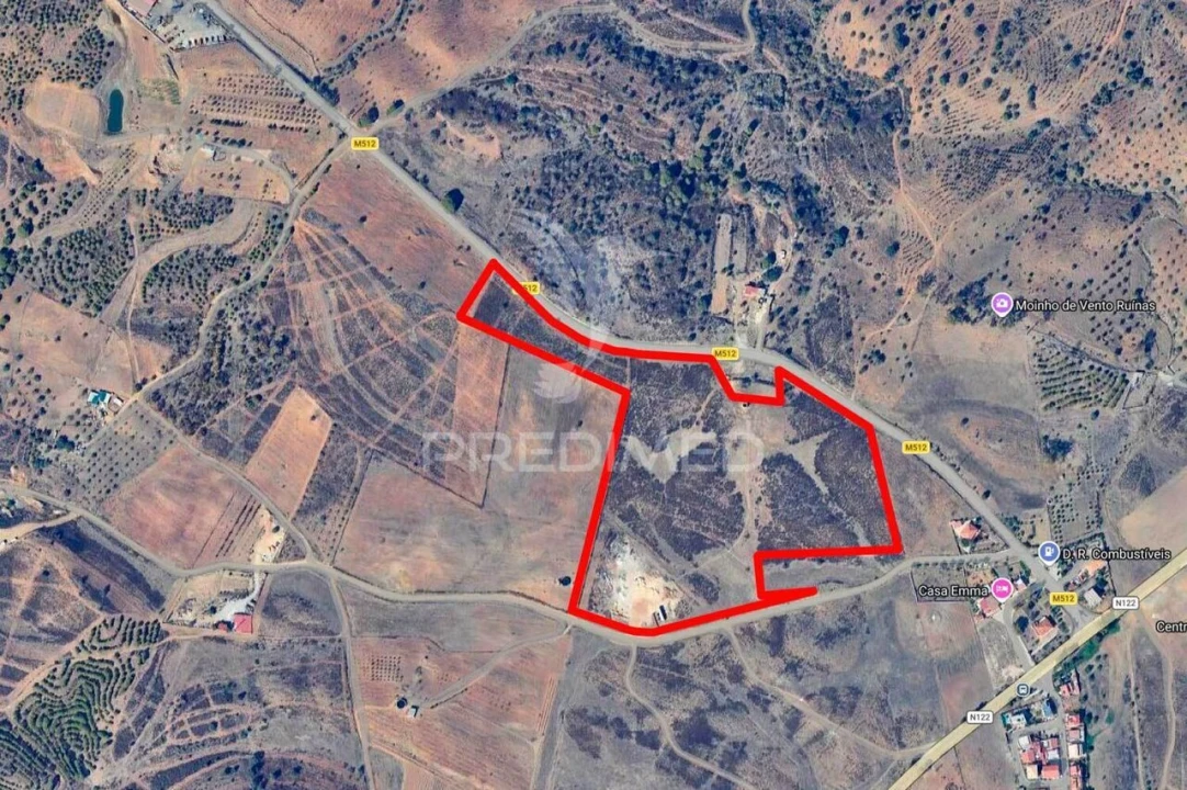 Terreno para Venda em Azinhal Foto 1