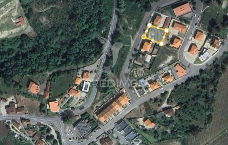 Terreno para Venda em Gondar Foto 11