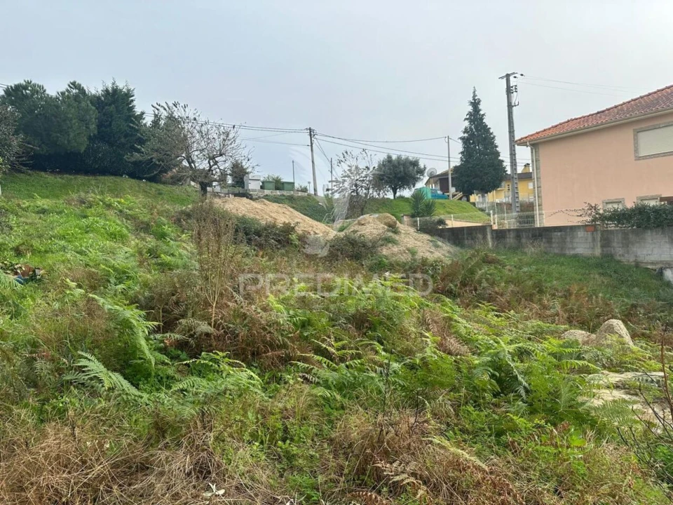 Terreno para Venda em Mancelos Foto 5