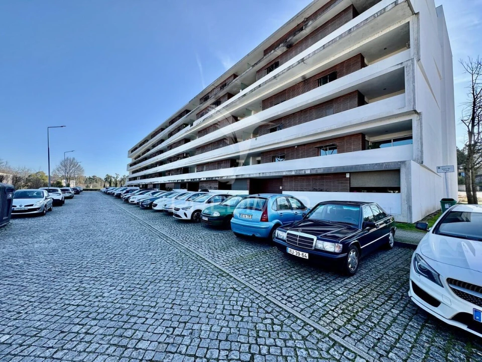 Apartamento T3 para Venda em Caldelas Foto 8