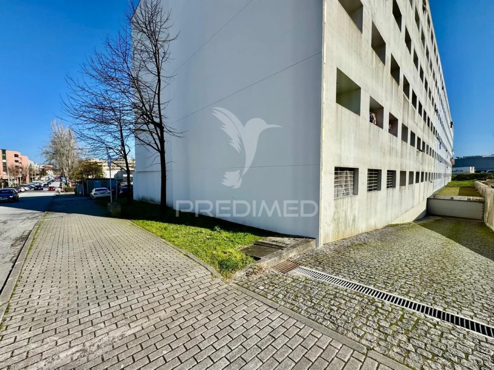 Apartamento T3 para Venda em Caldelas Foto 34