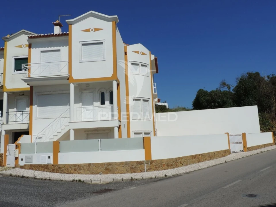 Moradia T3 para Venda em Ericeira Foto 3