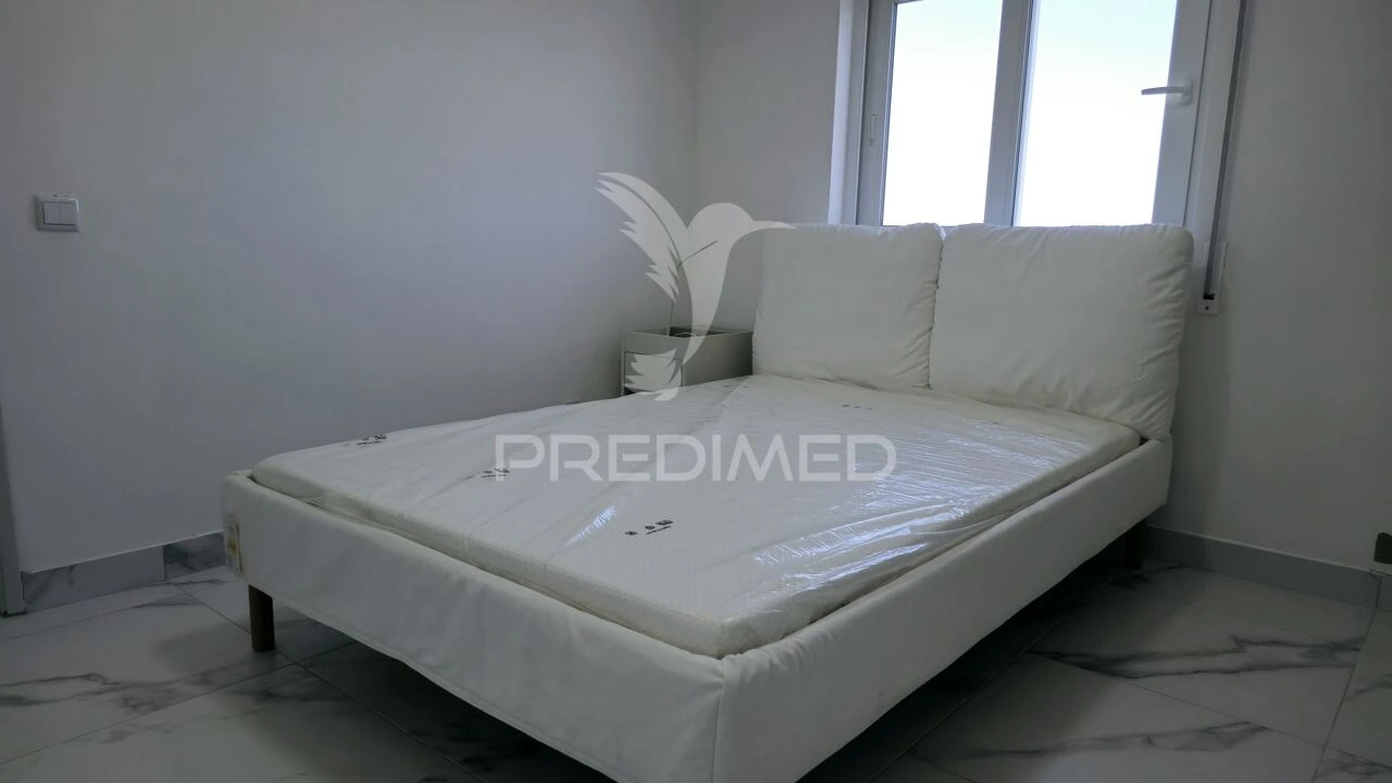 Apartamento T2 para Venda em Portimão Foto 29