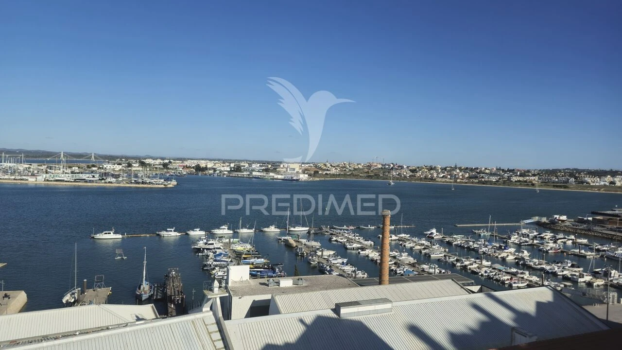 Apartamento T2 para Venda em Portimão Foto 27