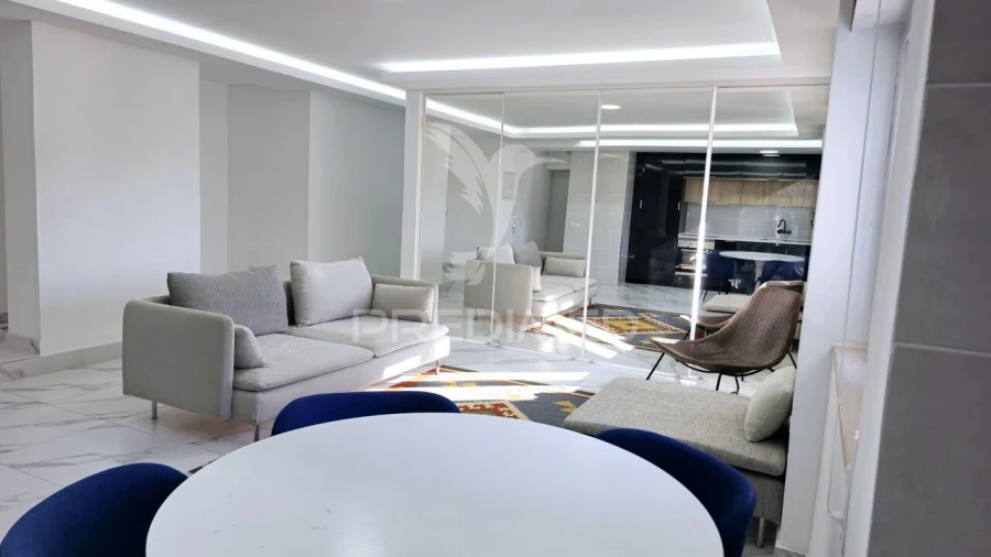 Apartamento T2 para Venda em Portimão Foto 6